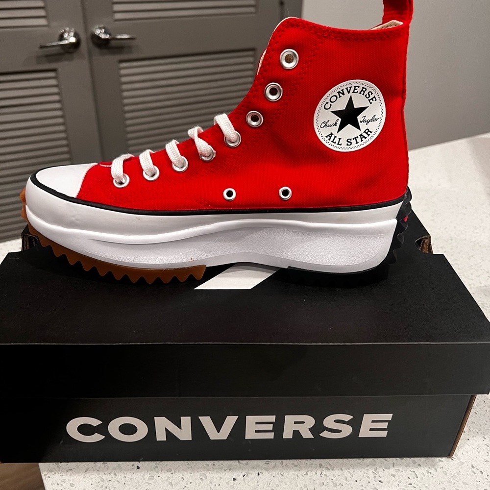 Converse Hike Star